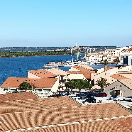 L'appart Suspendu Sur Le Port